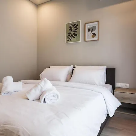Apartment Deluxe 2bdr - Near Metro And Port *